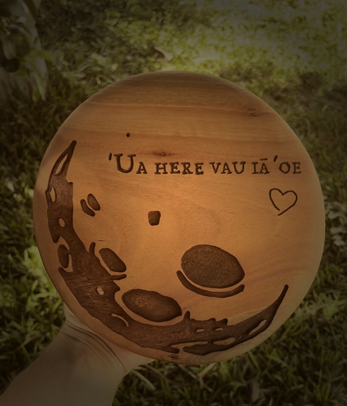 Pleine lune — Plaque ronde gravée, gravure sur bois par Tony Grandin